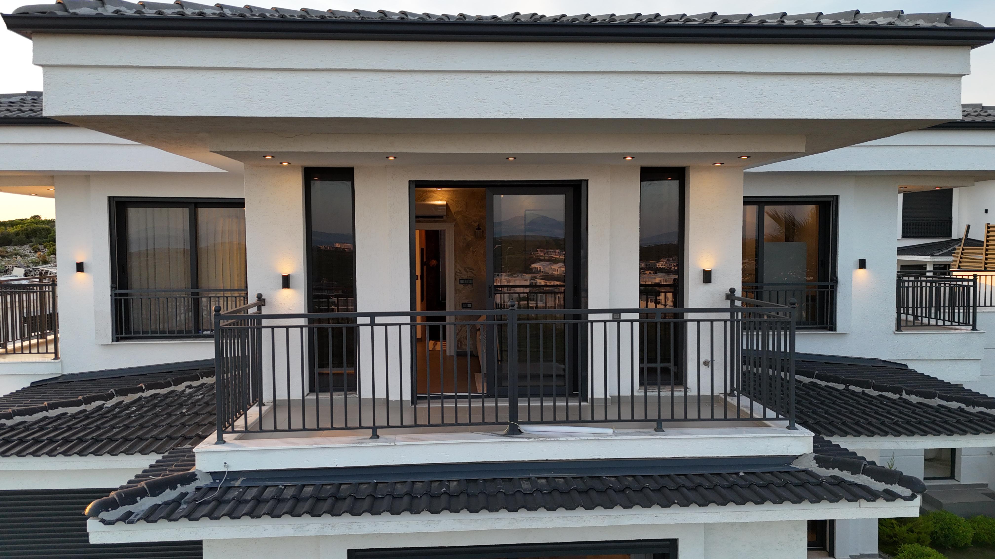 ELEGANT COMPLEX HOMES 1 