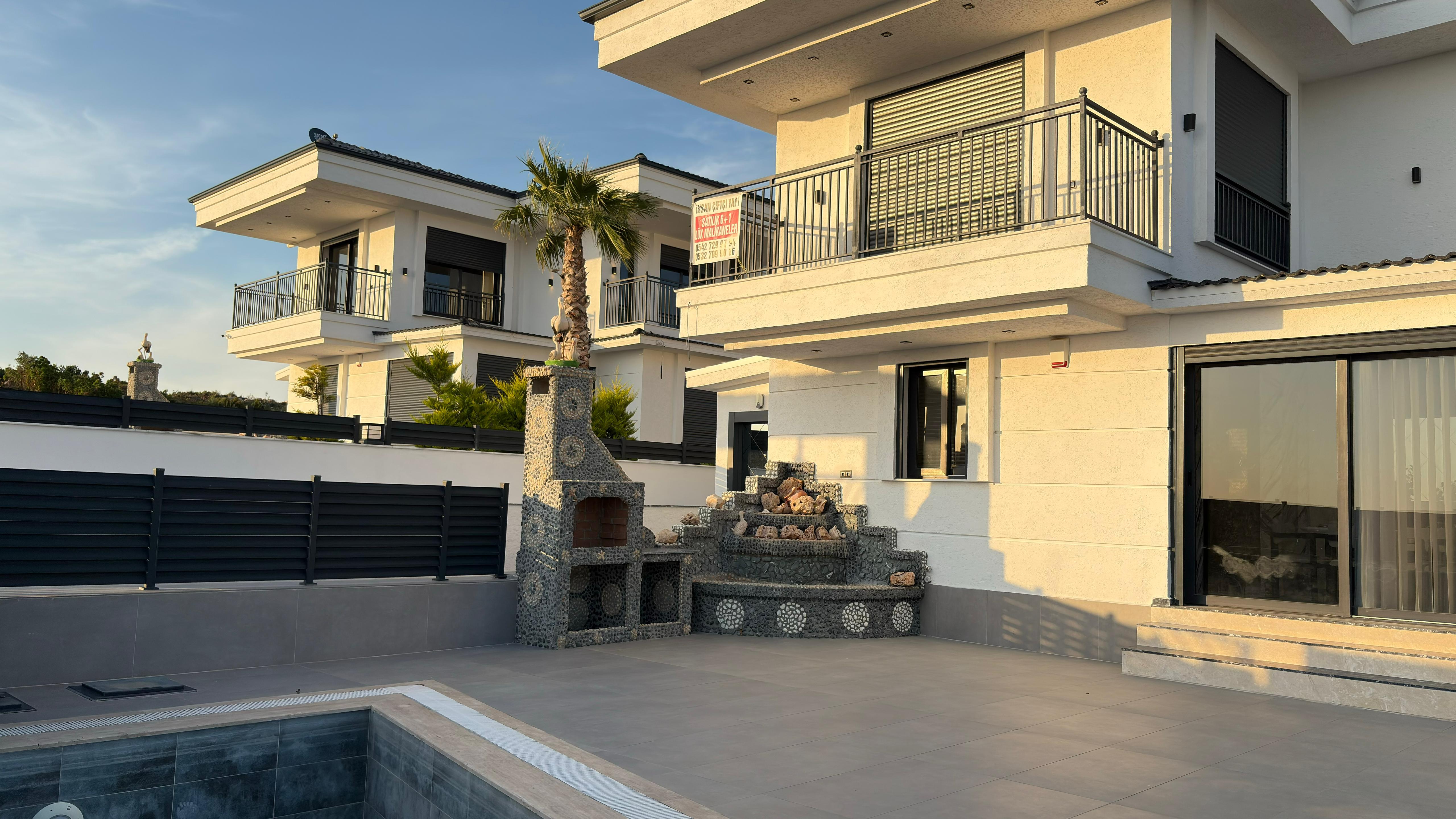 ELEGANT COMPLEX HOMES 1 